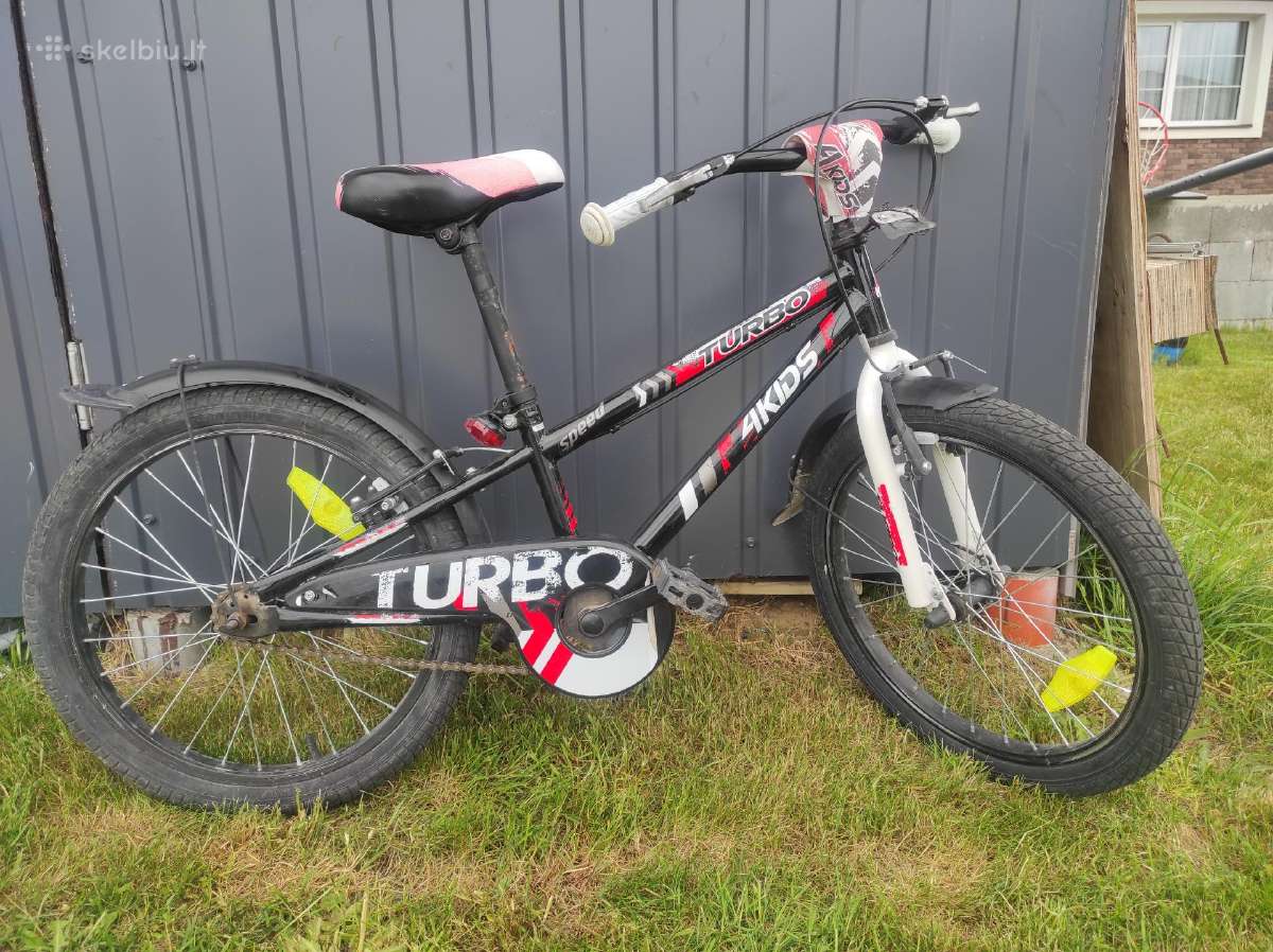 Vaikiškas dviratis Turbo Kids“ su 20 colių ratais.