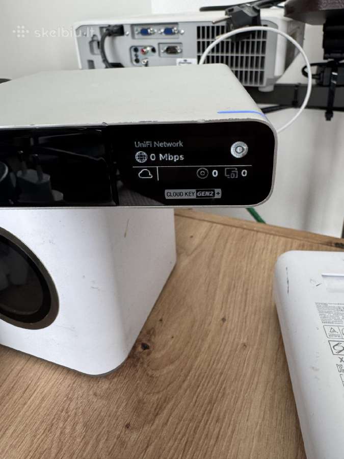 Unifi Cloudkey gen2 +