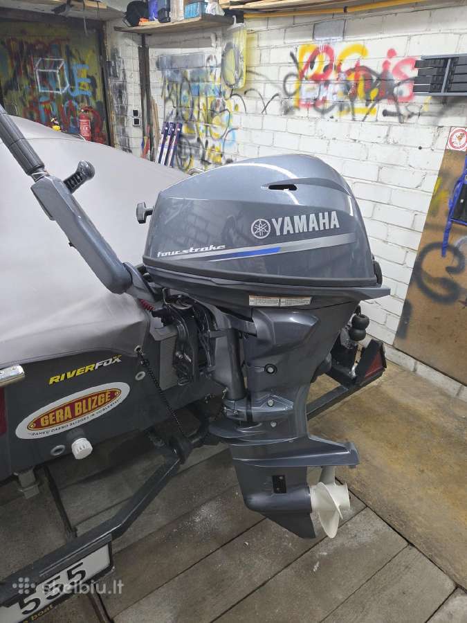 Yamaha F25