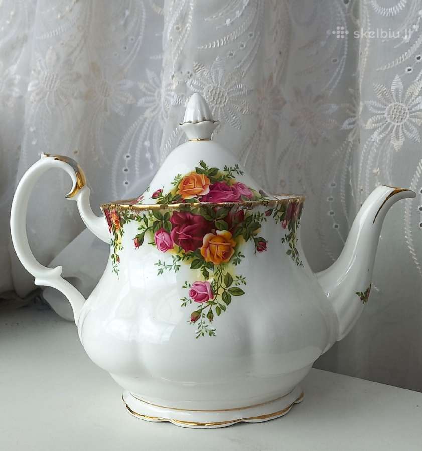 Royal Albert Arbatinis "Old Country Roses"