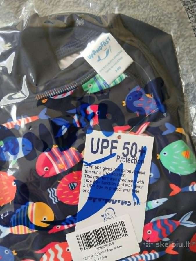 Maudymosi kostiumėlis berniukui su kepure
