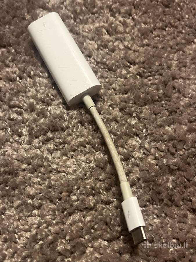 Apple Thunderbolt 3 to Thunderbolt 2 adapter