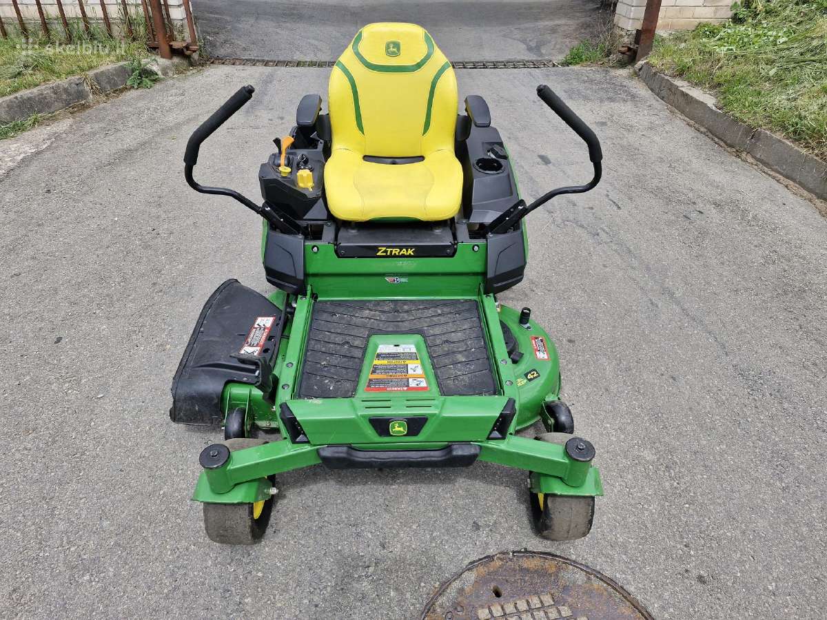 John Deere Z 320r
