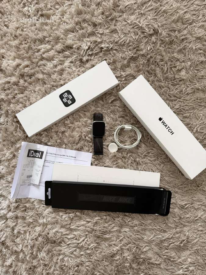 Apple watch Se 2 44 Mm + Dovana!