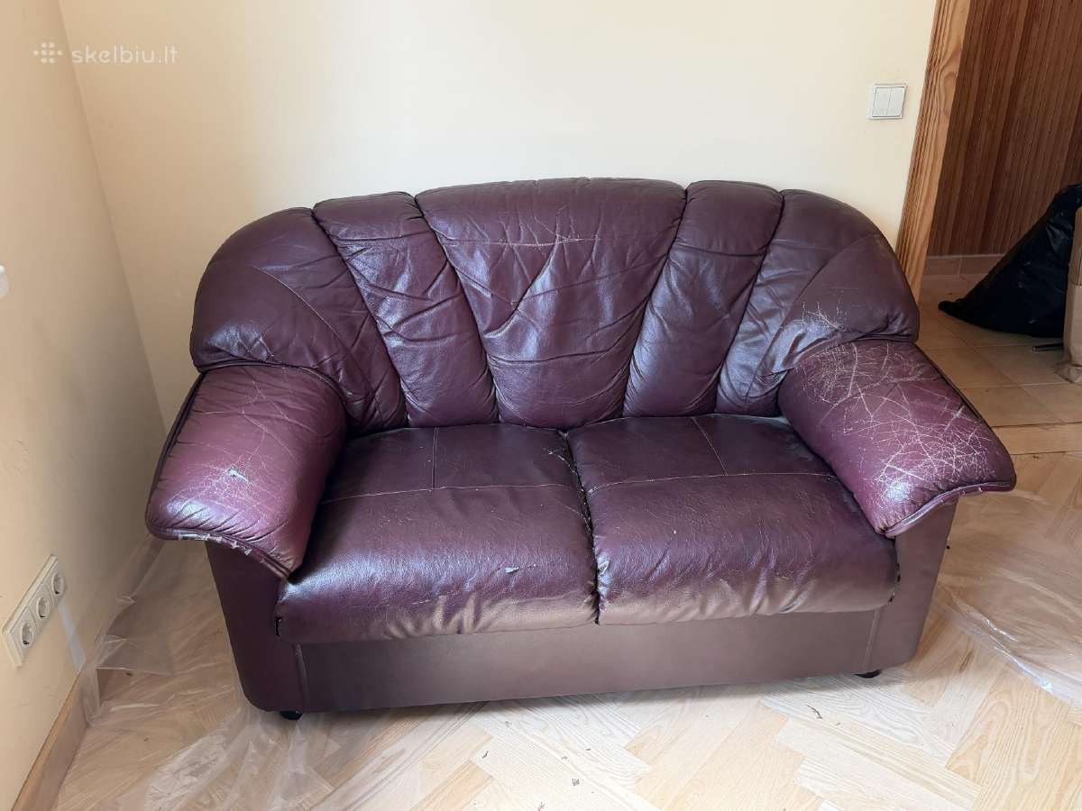 Natūralios odos sofa
