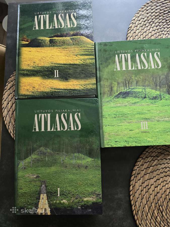 Atlasas Lietuvos piliakalniai, trys tomai