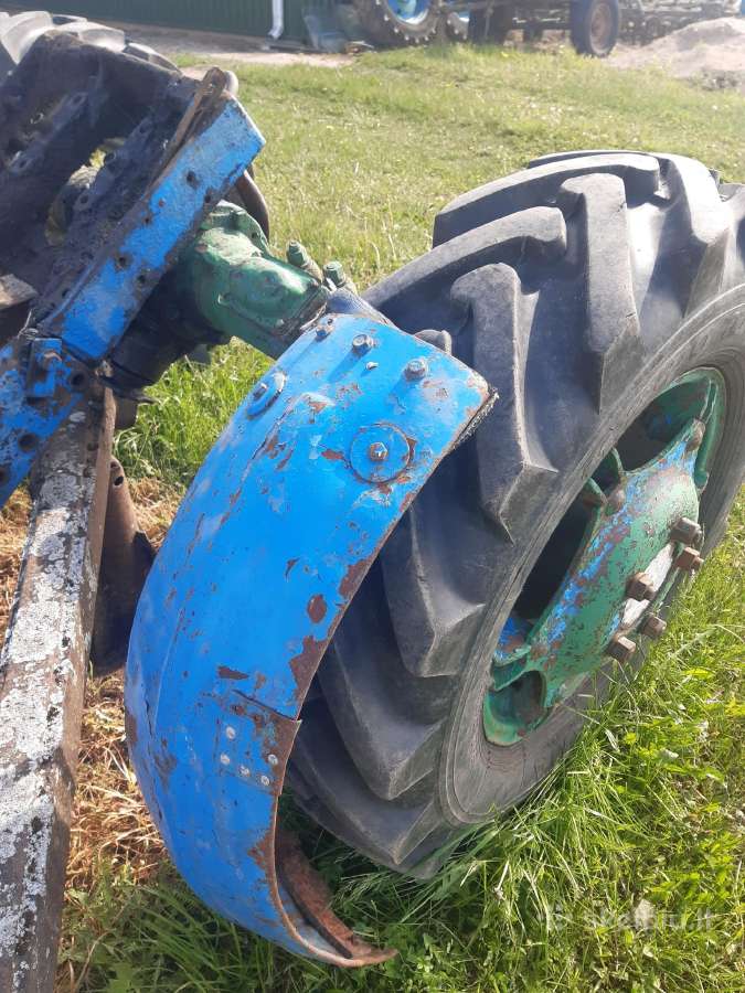 Belarus 820 dalimis,mtz- 50dalimis,