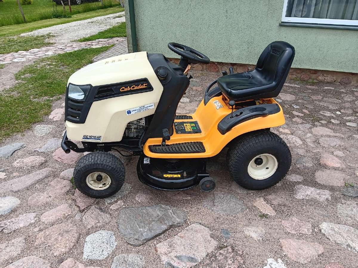 Sodo traktoriukas Cub Cadet - nuotraukos Nr. 2