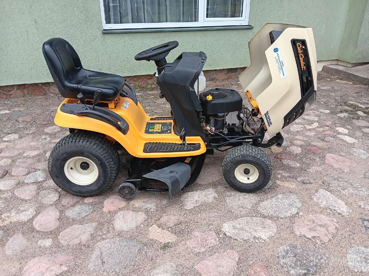 Sodo traktoriukas Cub Cadet - nuotraukos Nr. 9