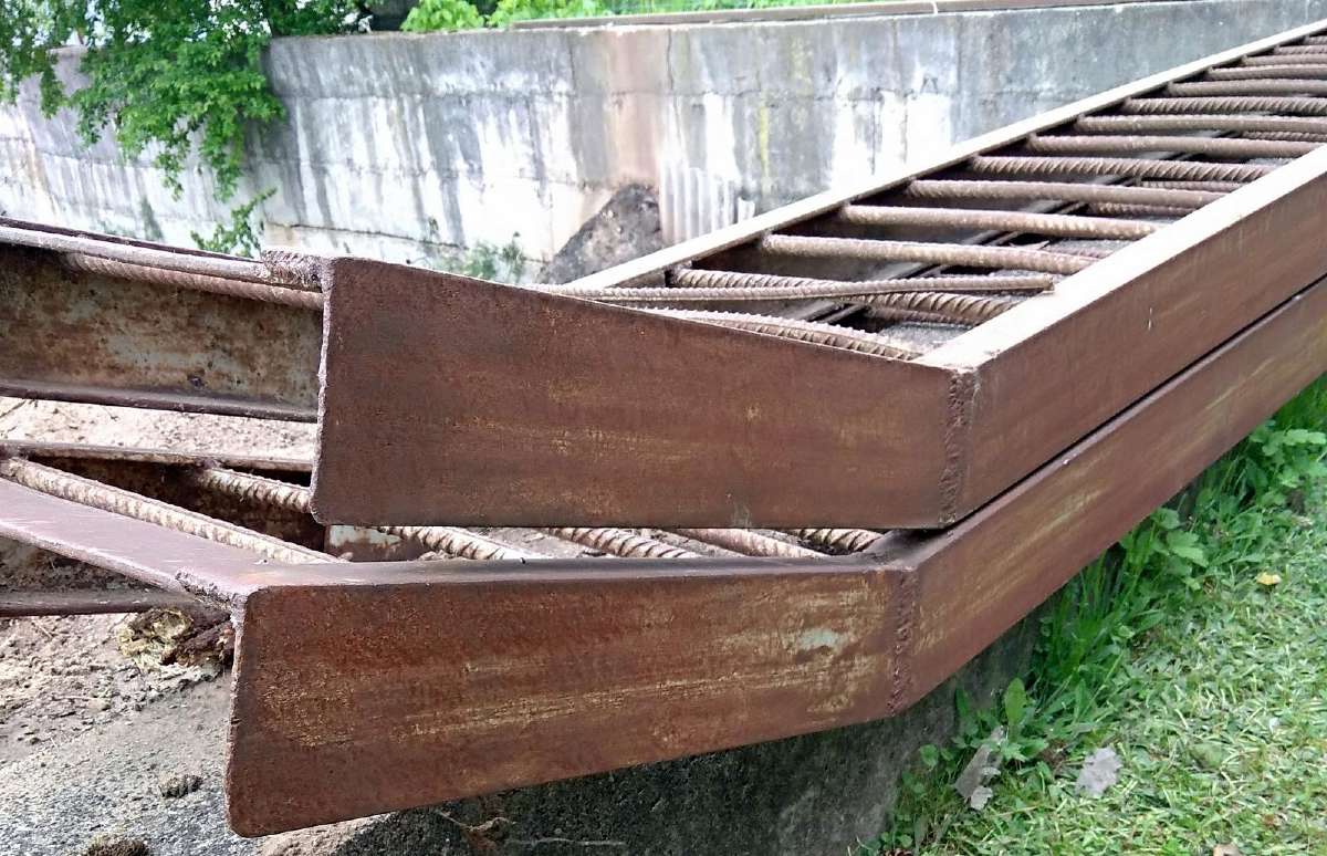 Nuovaža, pandusas technikai