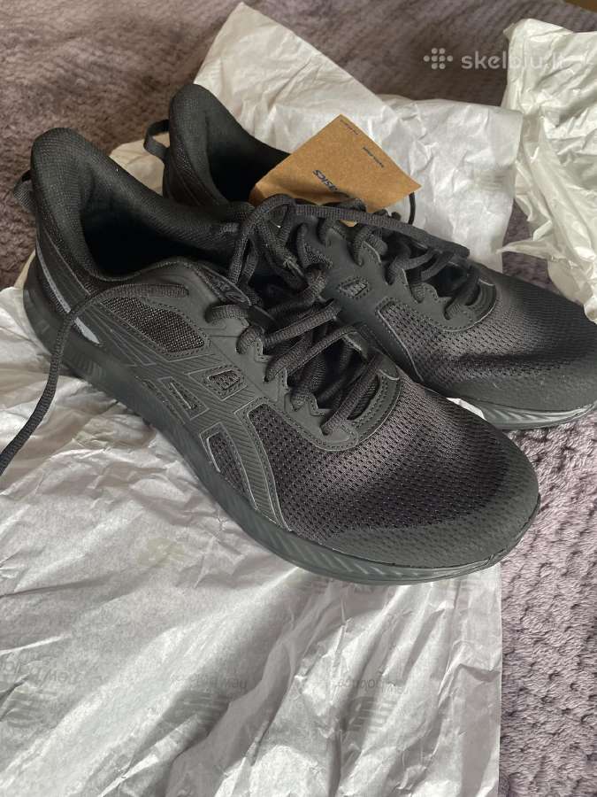 Parduodu bėgimo kedus Asics Jolt 5