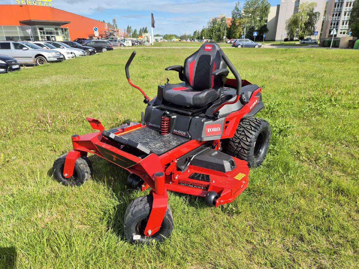 Nulinio apsisukimo traktorius Toro Titan® Zxm5475