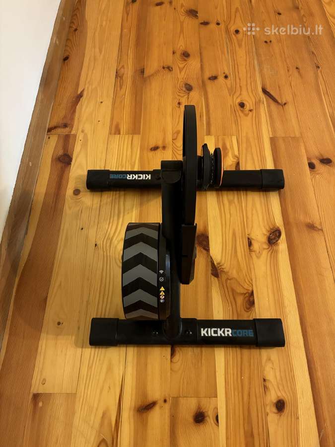 Wahoo Kickr Core 2 treniruoklis