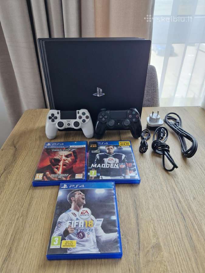 Ps4 pro+2pultai + žaidimai