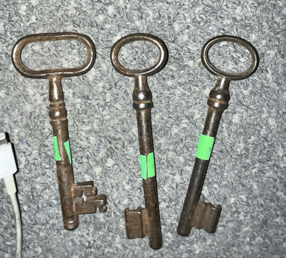 Seni raktai