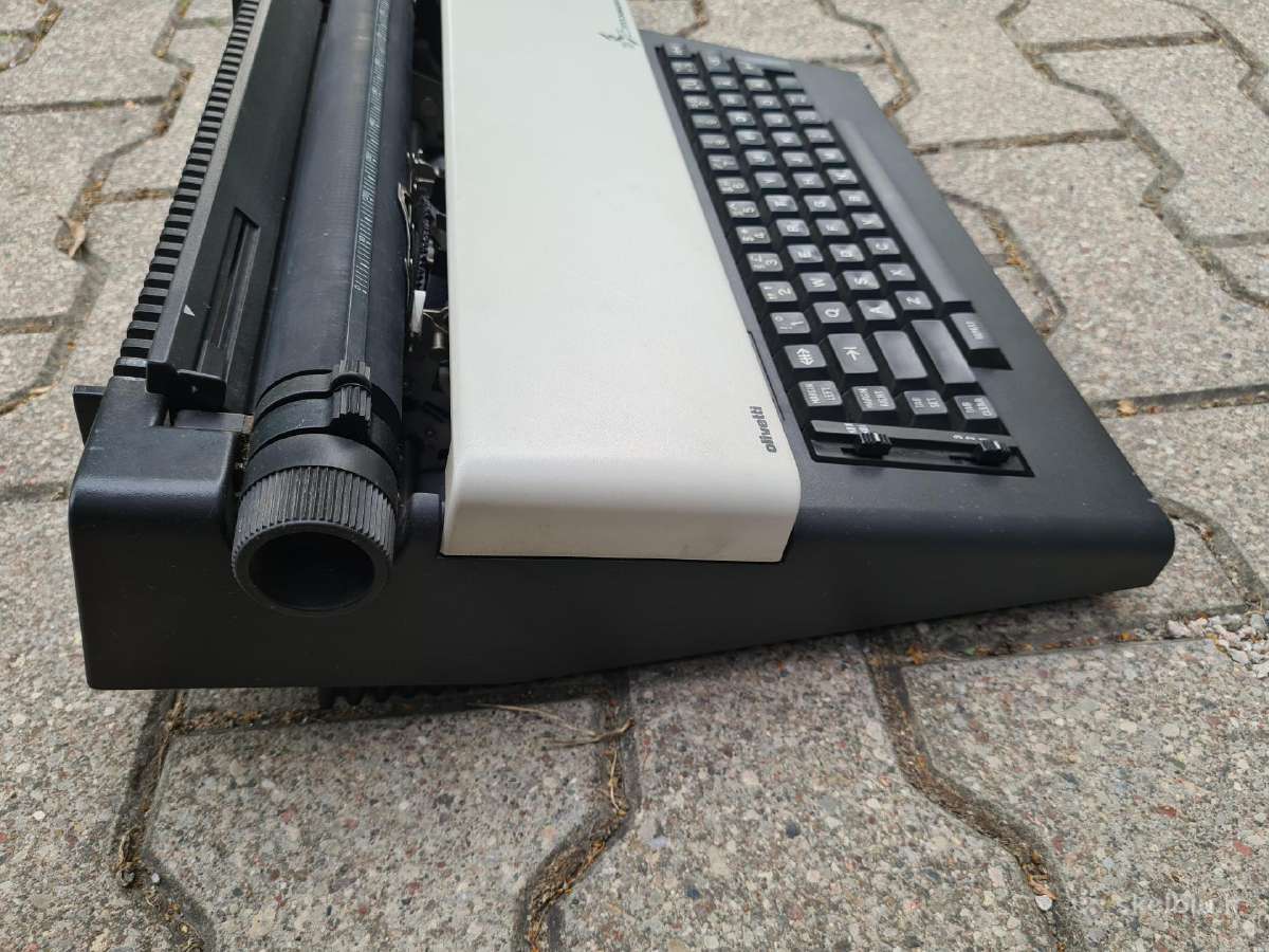 Elektrinė rašomoji mašinėlė "Olivetti Et Personal" - nuotraukos Nr. 4