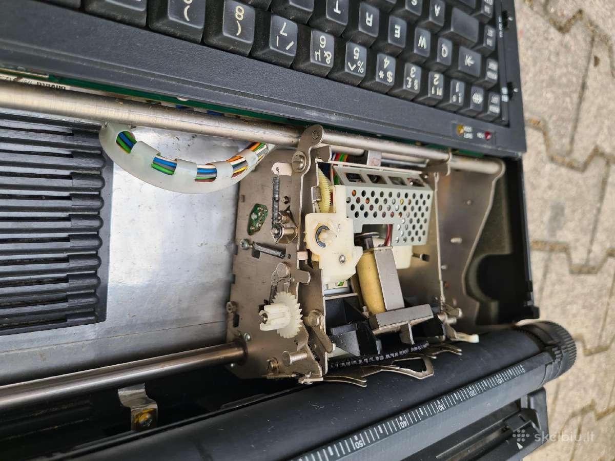Elektrinė rašomoji mašinėlė "Olivetti Et Personal" - nuotraukos Nr. 10