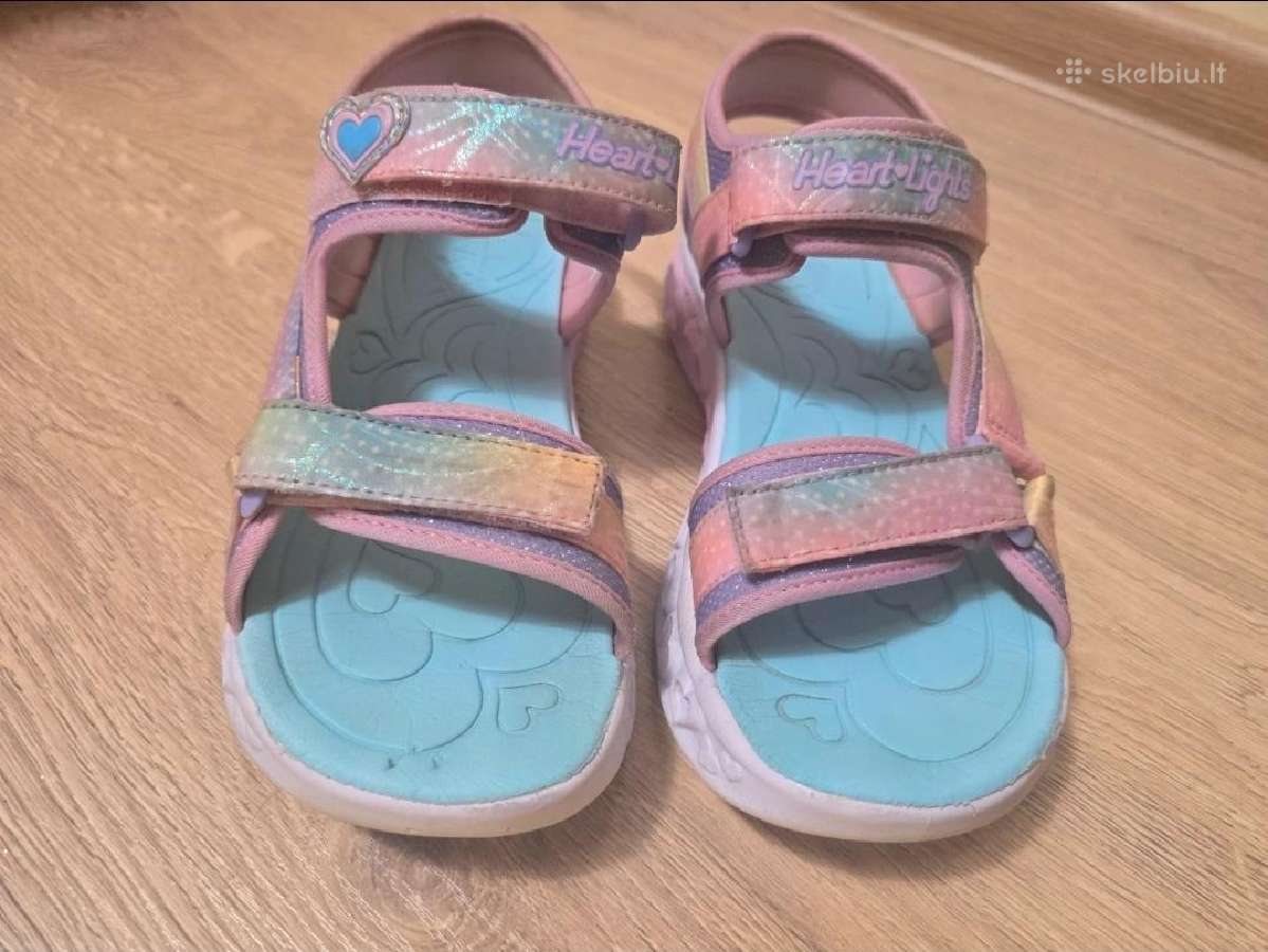 Šviečiančios ,Skechers Heart Lights" basutės - nuotraukos Nr. 2