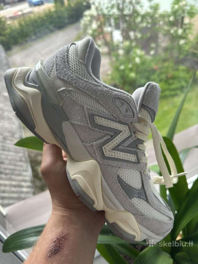 New balance 9060