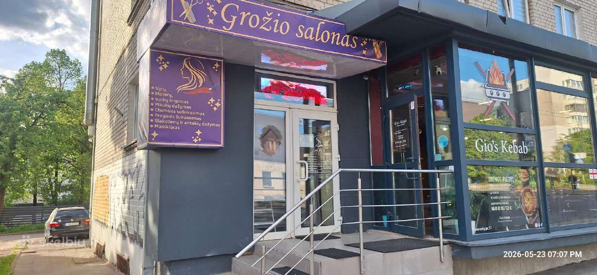 Siūlomas darbas kirpėjai