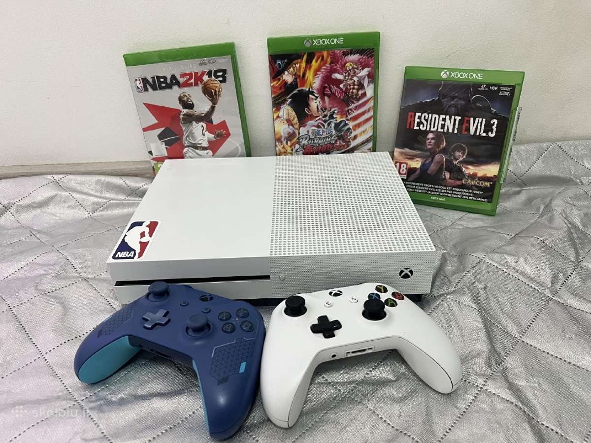 Xbox One S 1tb + 2 pulteliai + 3 žaidimai