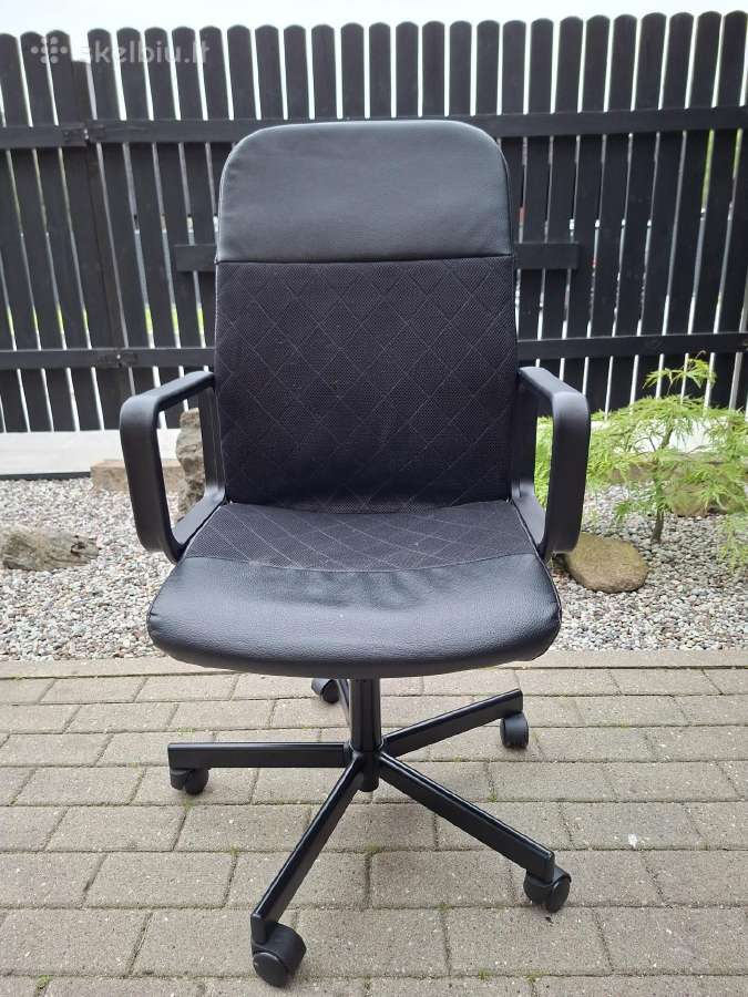 Biuro kėdė Ikea Renberget.20€.