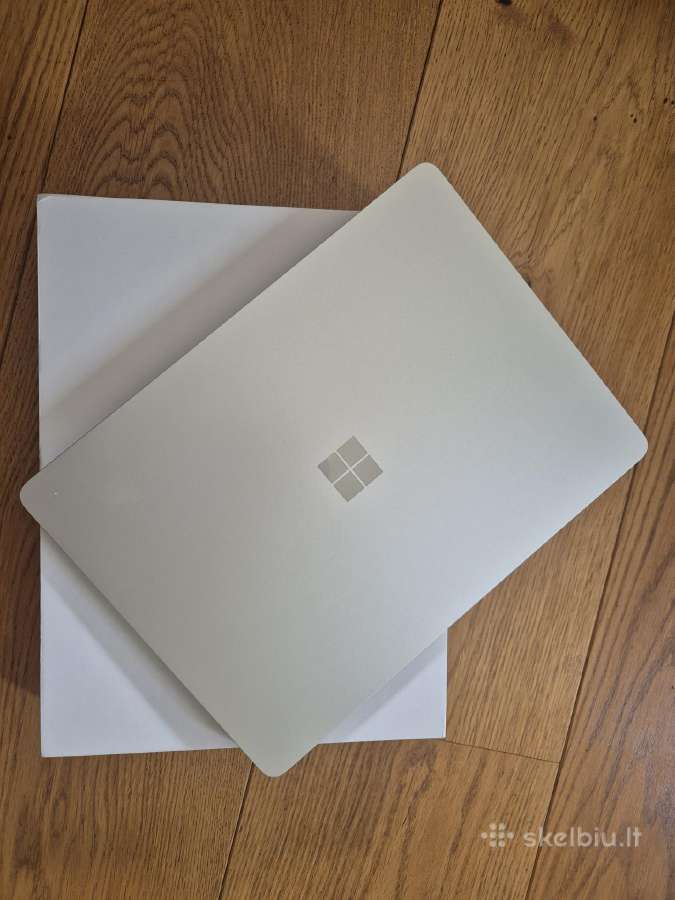 Microsoft surface laptop 7