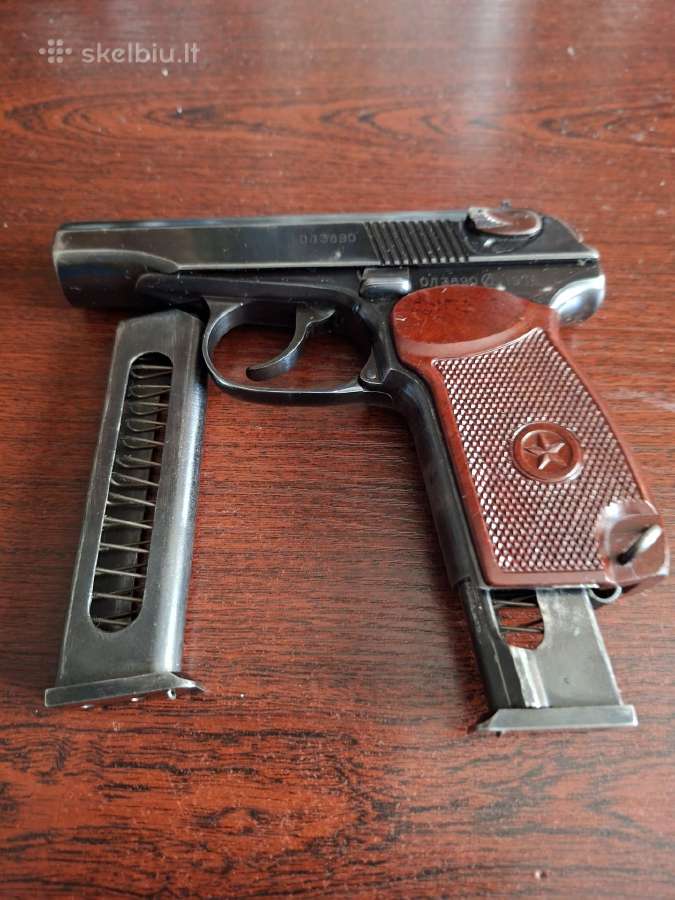 Parduodu 1976 pistoleta Makarov