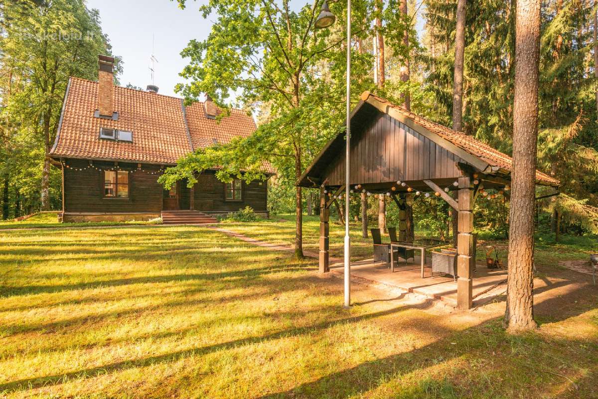 Miško namas gamtos apsuptyje Vilniaus mieste - nuotraukos Nr. 10