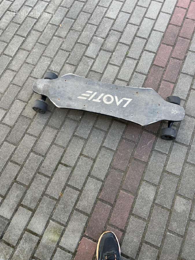 Parduodu elektrinę riedlentę, elektrini paspirtuką