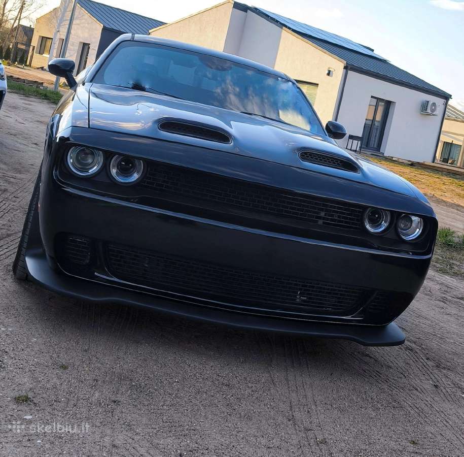 Dodge Challenger nuoma