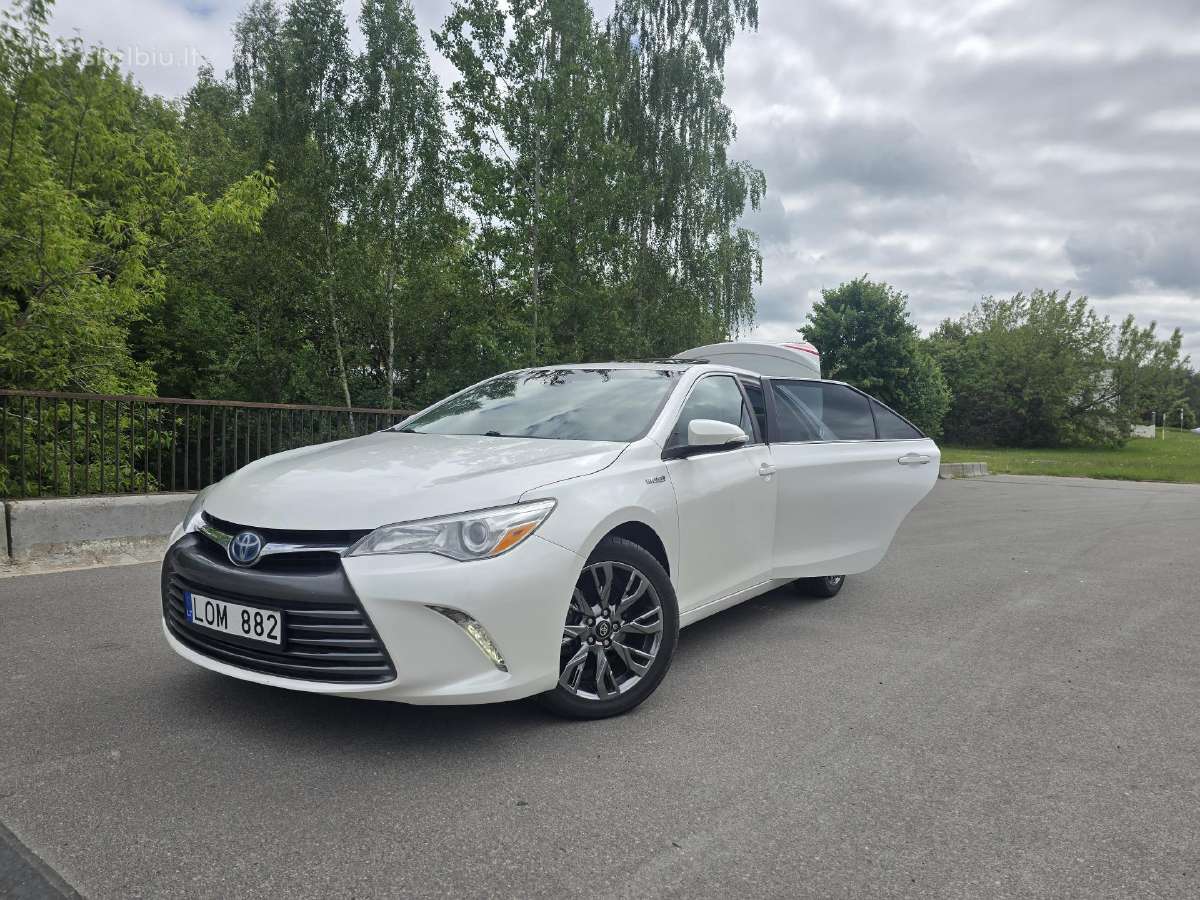 Camry hibridas