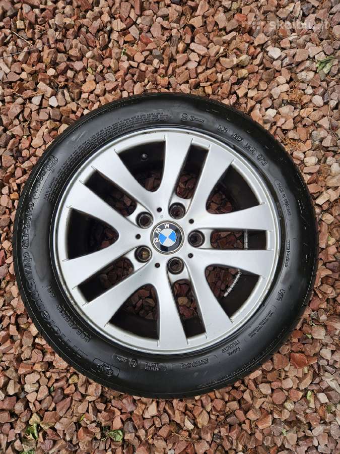 Originalūs Bmw ratlankiai su padangomis