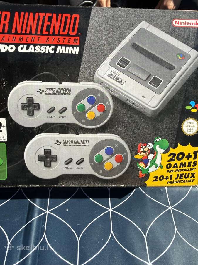 Nintendo Classic Mini Snes + dėžė + 2 pulteliai +
