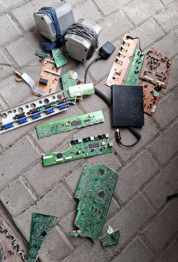 Įvairios elektronikos ir TV dalys - nuotraukos Nr. 17
