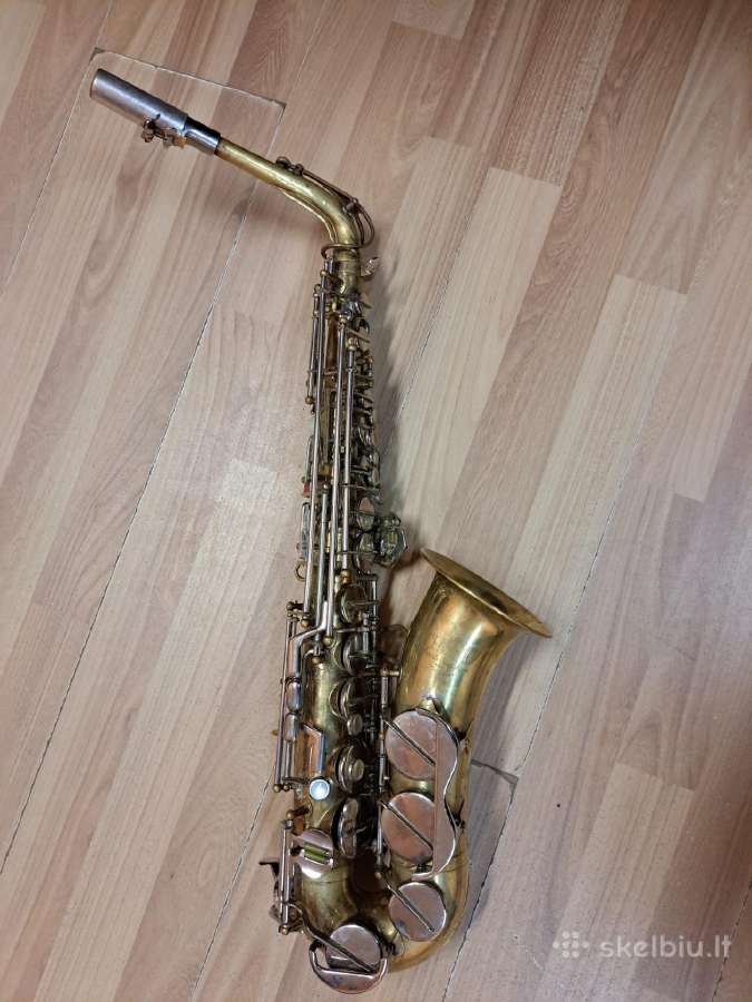 Saksofonai altas,tenoras.