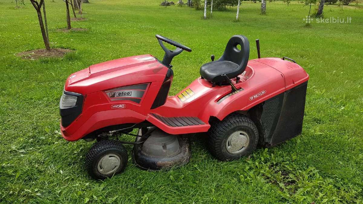 Itališkas žolės pjovimo traktorius "efco-hidro".