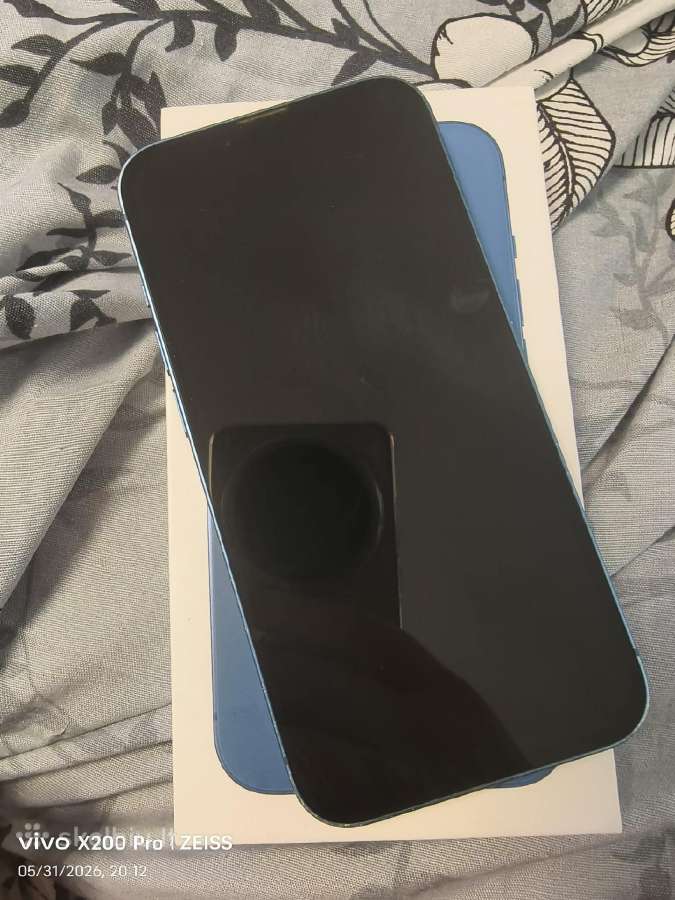 iPhone 13