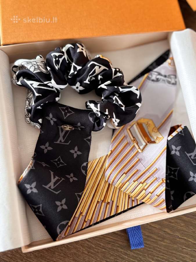 Louis Vuitton scrunchie with twilly