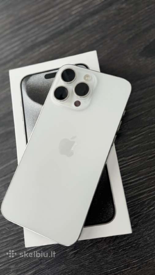 iPhone 15 pro max 256 GB