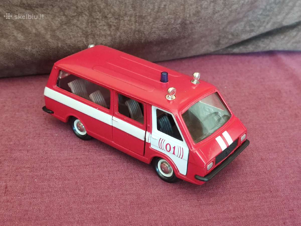 1:43 raf 2203 Latvija gaisrine ussr