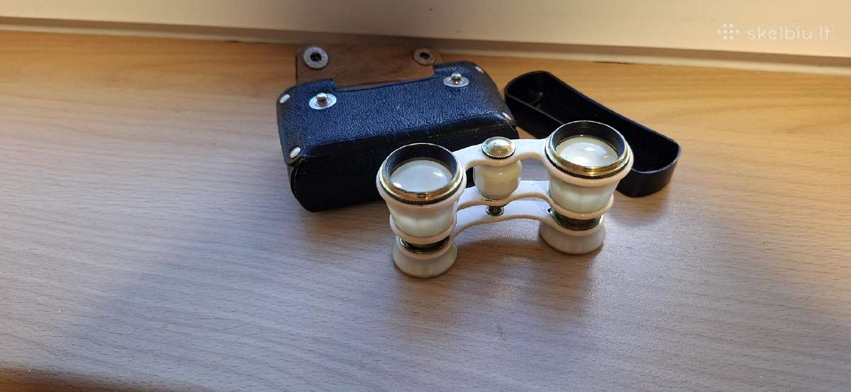 Vintage teatriniai žiūronai su dėklu (TSRS / Lzos)