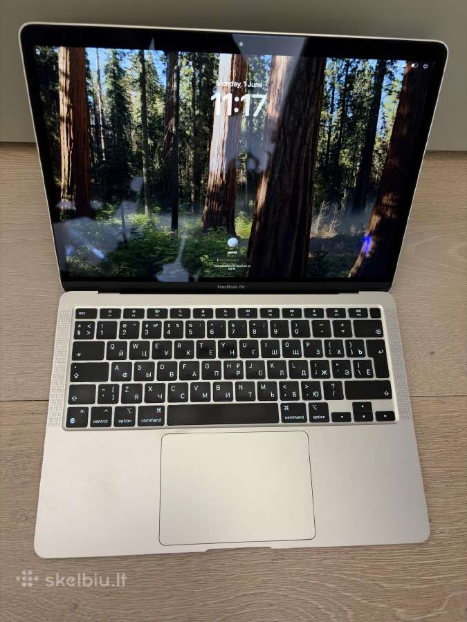 Parduodu MacBook Air 13 M1/16/512