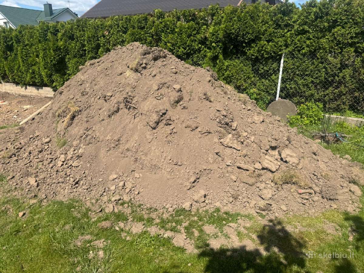Dovanoju juodžemį apie 10m3