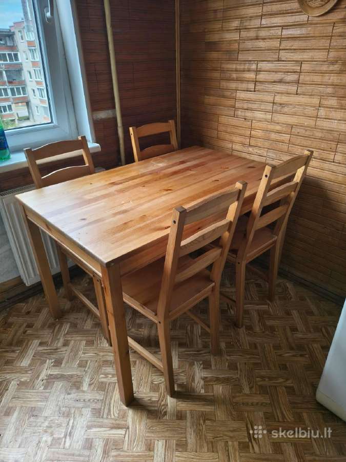 Parduodamas ikea Hägernäs Stalas ir 4 kėdes
