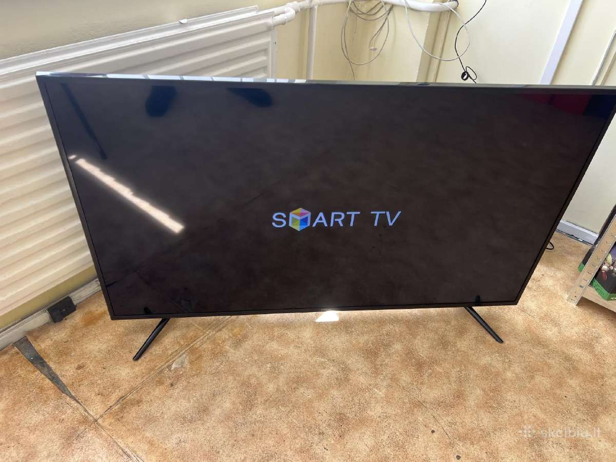 Samsung 140cm smart TV