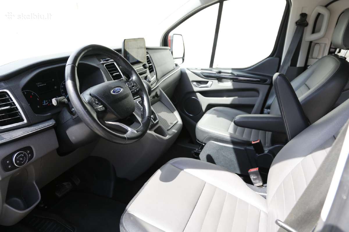 Ford Tourneo Custom nuoma, 8 vietos, automatas - nuotraukos Nr. 3