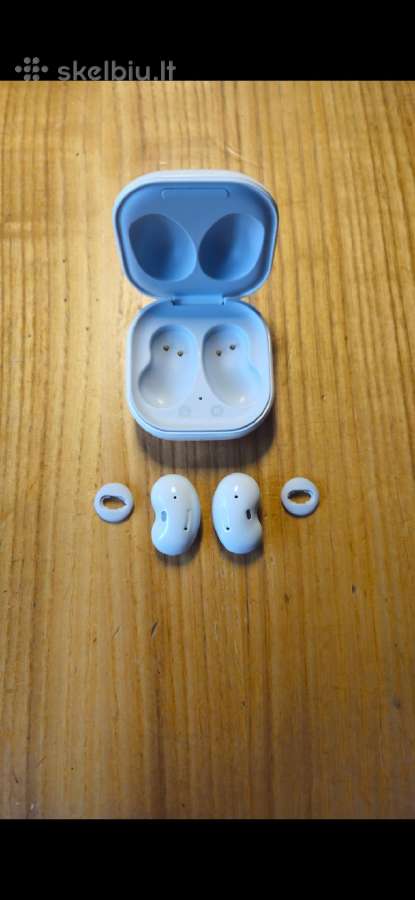 Samsung galaxy buds live ( Mystic white )