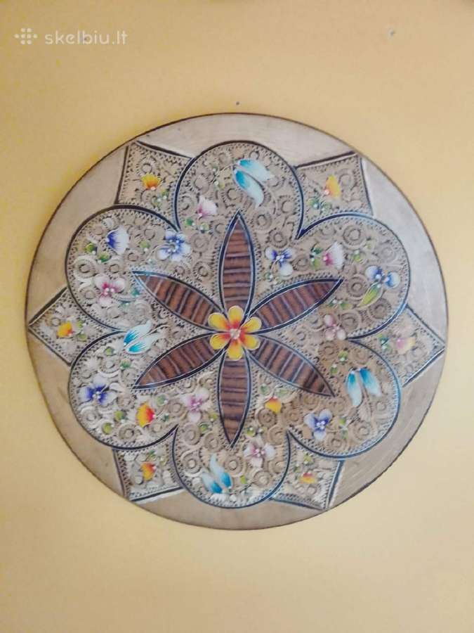 Žalvarinė pakabinama lėkštė