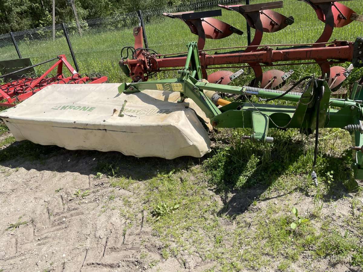 Krone 280 easy cut, su apsauga nuo akmenu